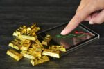 هل تعتبر فرصة شراء الذهب اليوم إستثماراً مجديًا؟ الإجابة هنا