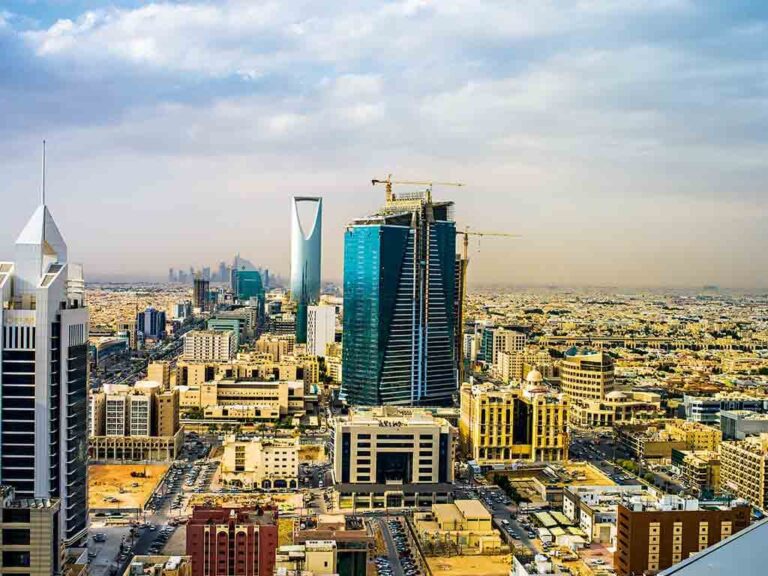 خدمات وأنواع البورصة العقارية السعودية