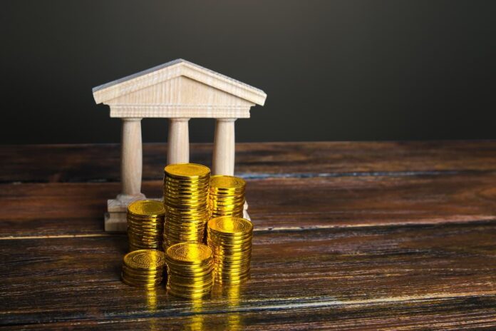 السياسات النقدية على الأسهم