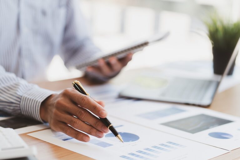 أفضل قطاعات النمو في 2026 فرص استثمارية واعدة تقود مستقبل الاقتصاد العالمي